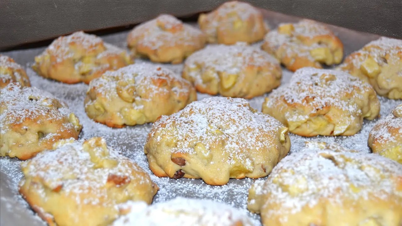 МЕКИ ЯБЪЛКОВИ СЛАДКИ С ОРЕХИ - БЕЗ МЕСЕНЕ! Много крехки, лесни за приготвяне и супер вкусни!